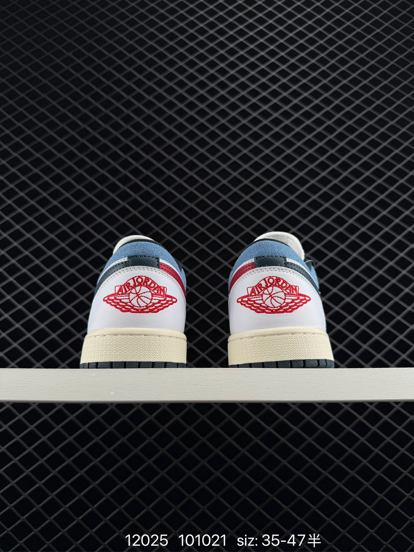 Air Jordan 1 Low AJ1